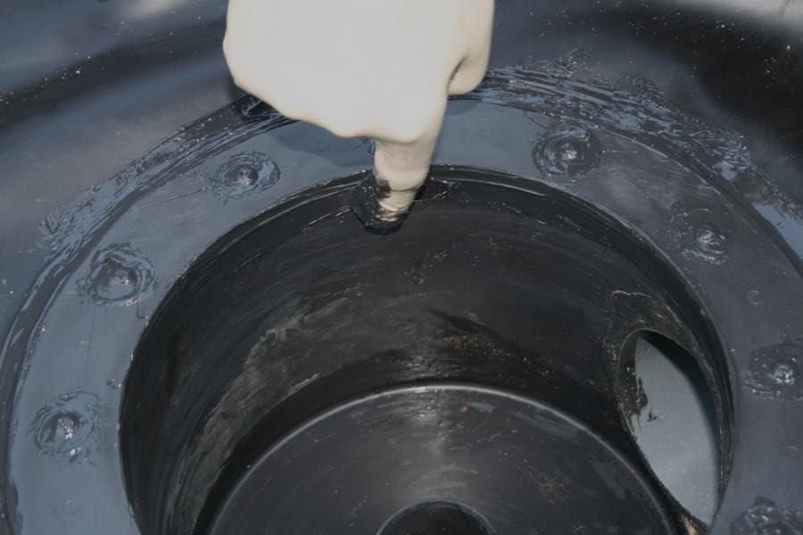 Hält sogar unter Wasser